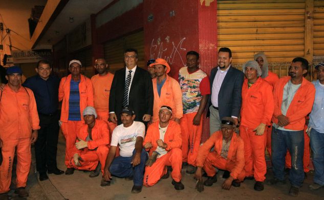 Governador-Flávio-Dino-vistoria-obra-do-Mais-Asfalto-na-rua-de-Santana-foto-Gilson-Teixeira-9-2433769-633x390